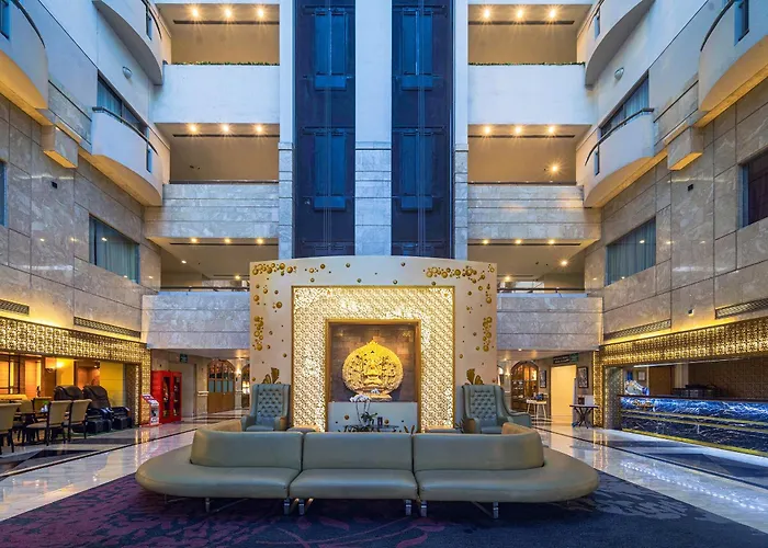 Surabaya Suites Hotel Powered By Archipelago